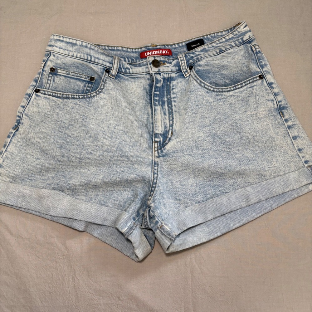 Unionbay Mom Fit Denim Shorts Light Acid Wash High Waisted‎ Size 11 30W